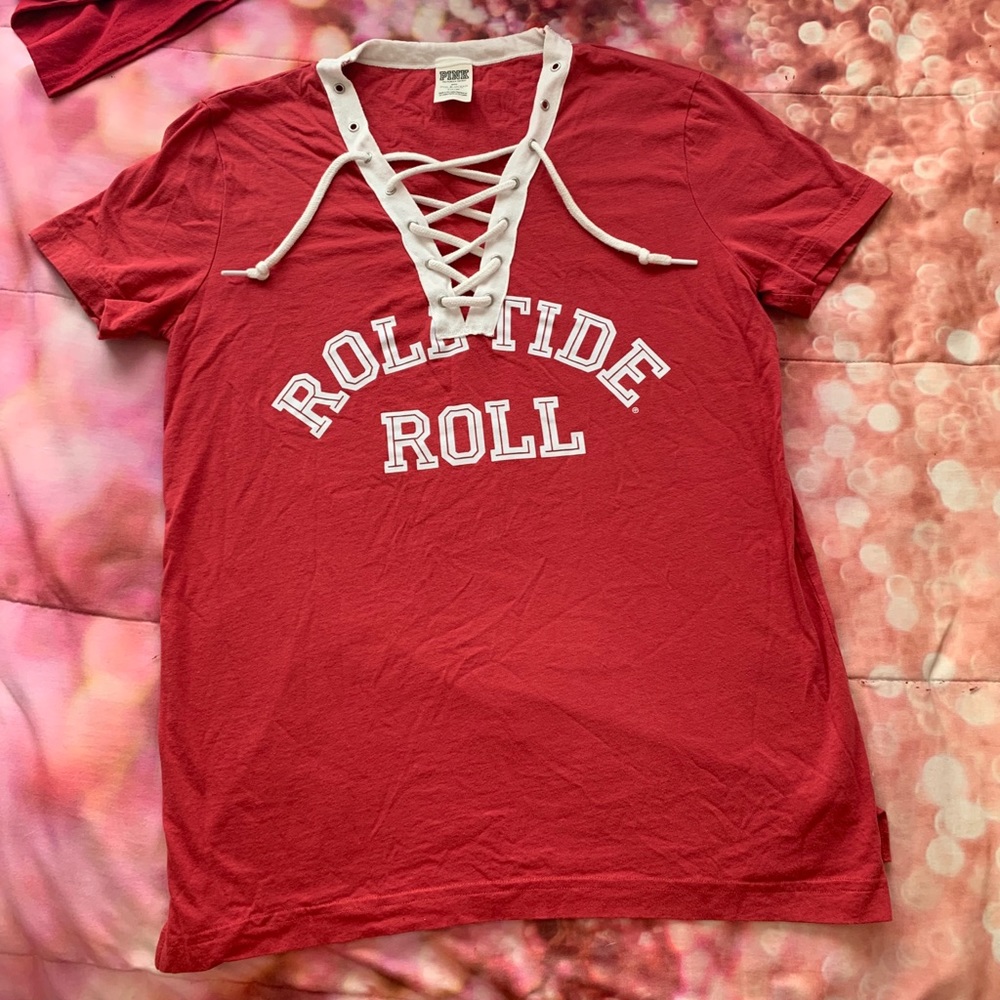 PINK Victoria's Secret Crimson Lace-Up Tee
